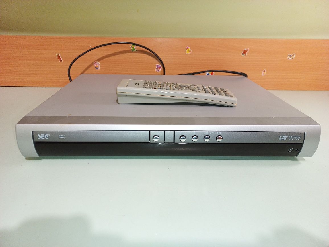 Продам б/в Pioneer Dvd player DV-5600k