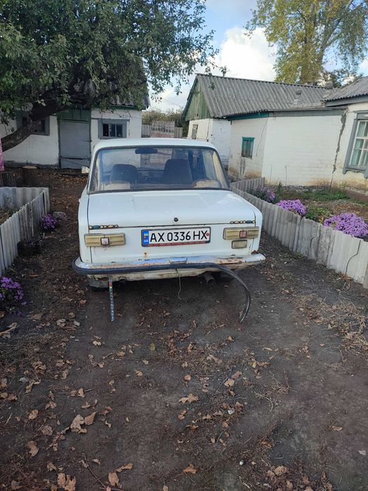 Продам ваз 21011