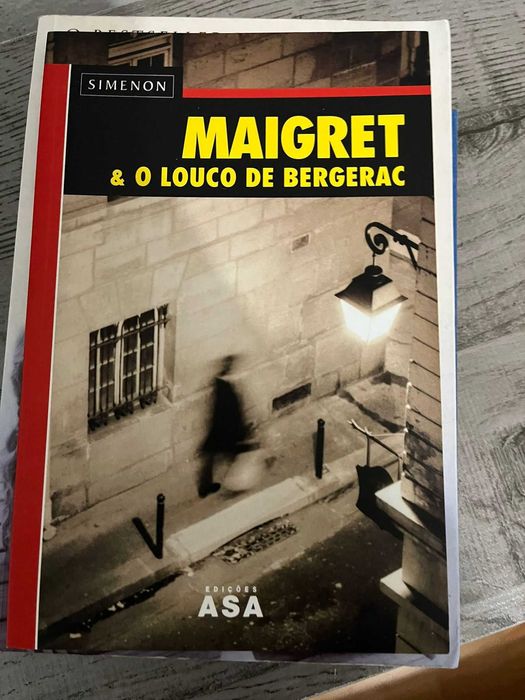 Livros diversos em bom estado
