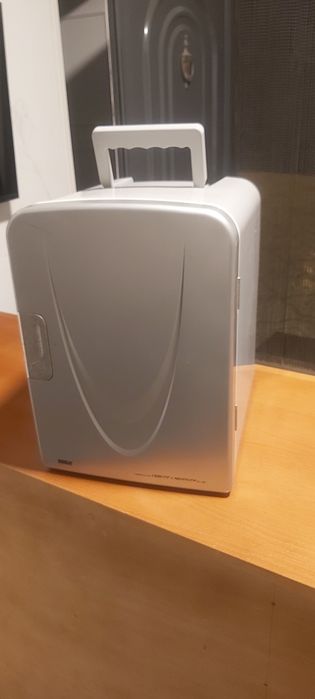 Mini frigorífico de viagem