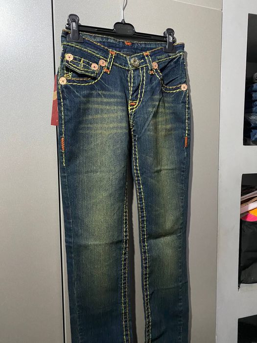 Женские разные true religion джинси