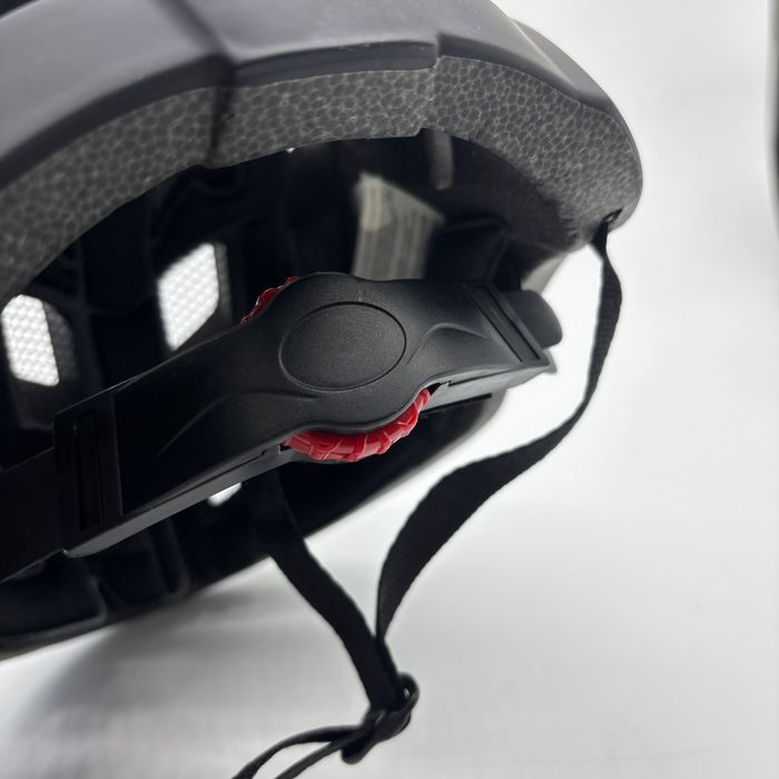 Kask rowerowy z lampką LED Czarny Rozmiar M