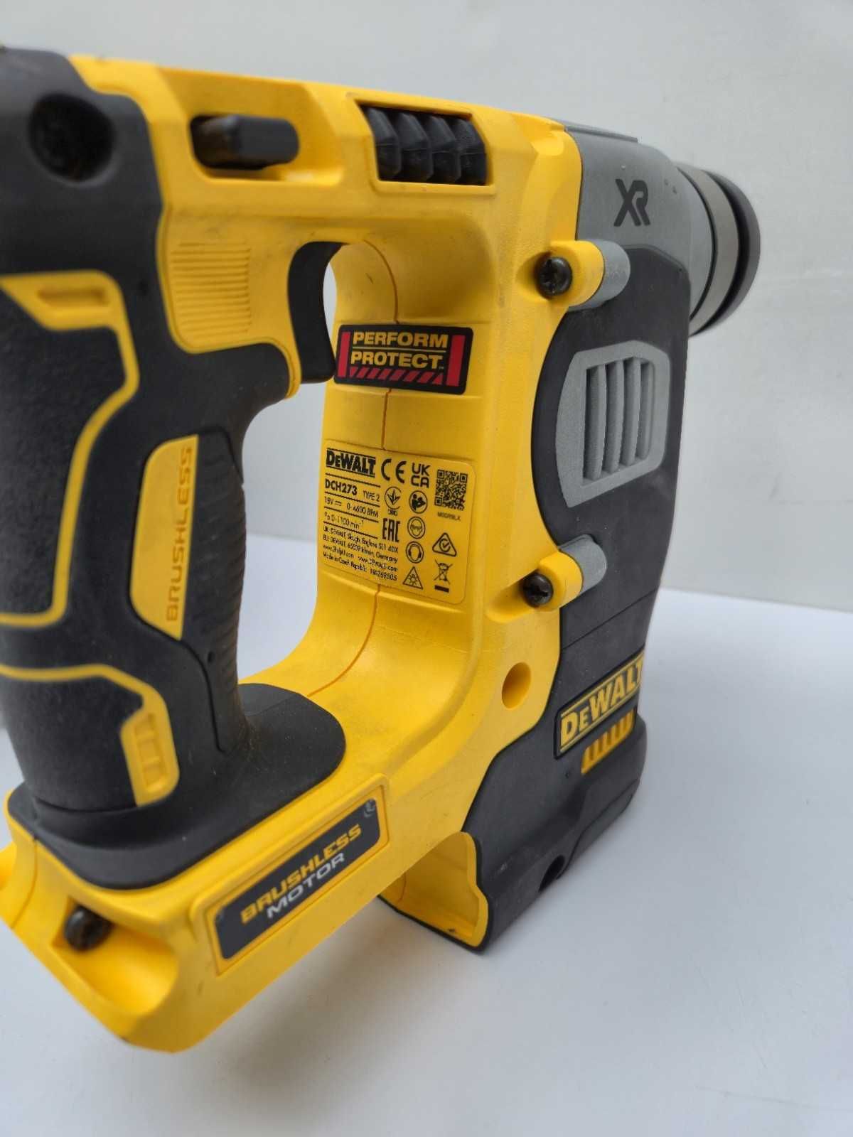 DeWalt DCH273 18V XR Brushless – młotowiertarka SDS + latarka LED