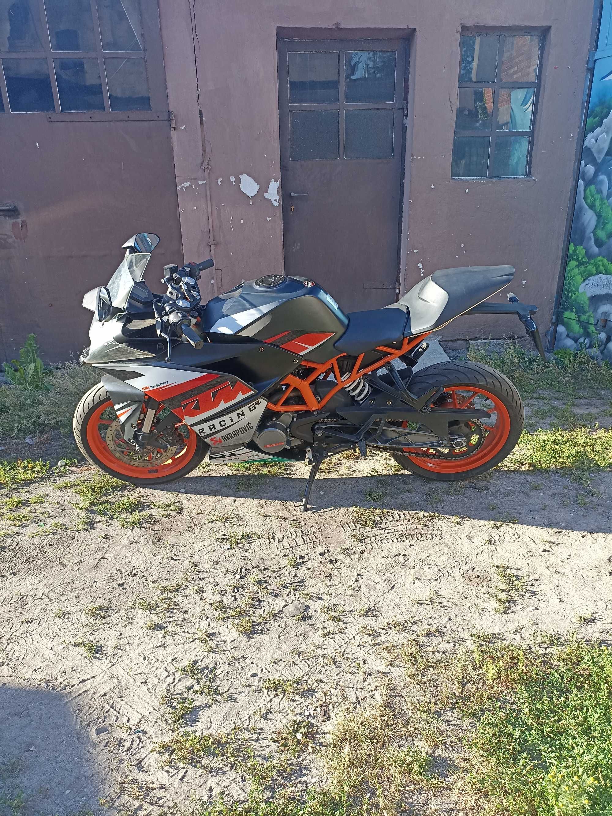 KTM RC 125 motocykl sportowy