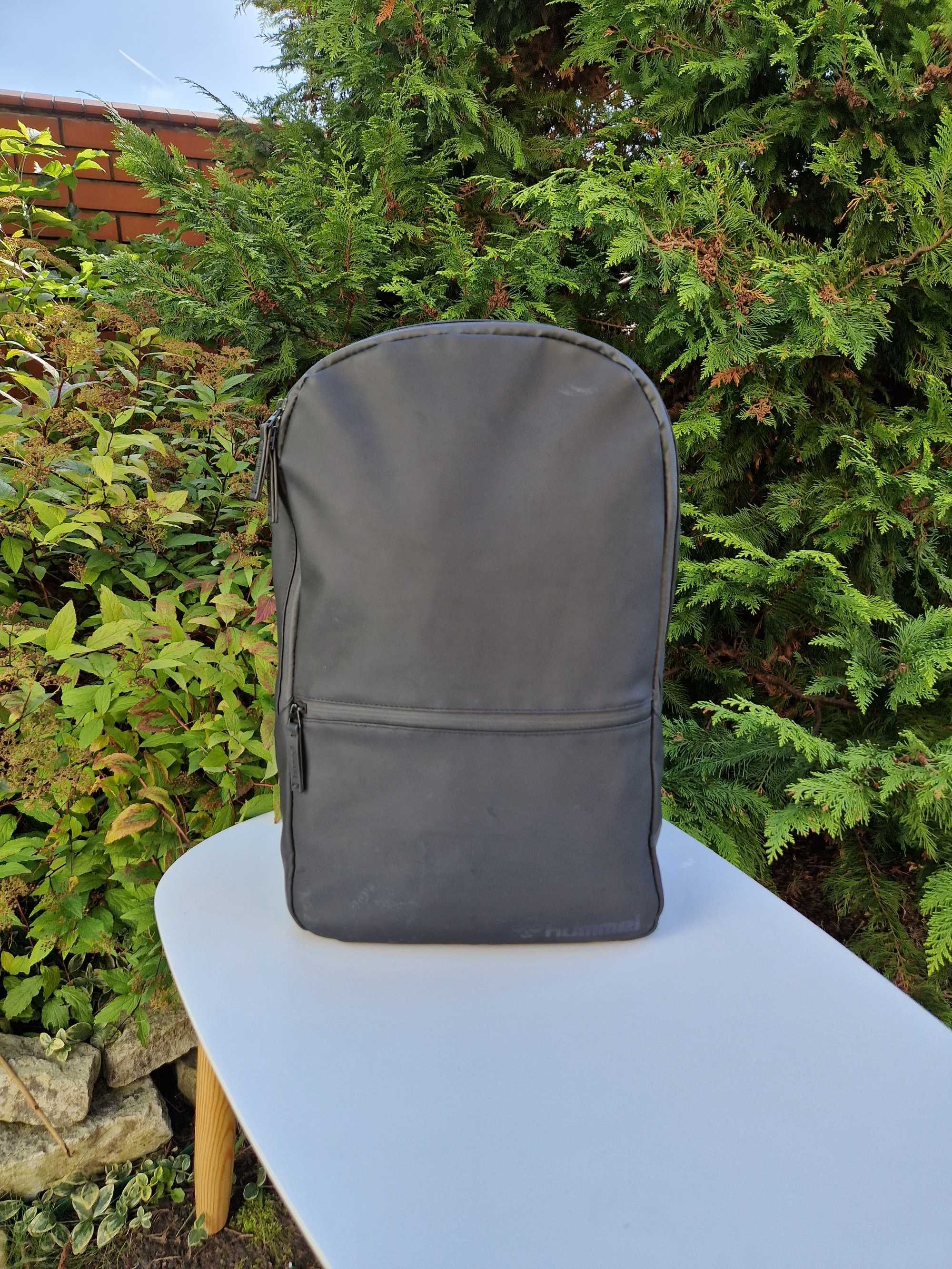 Hummel Lifestyle plecak na laptopa wodoodporny czarny 20 litrów