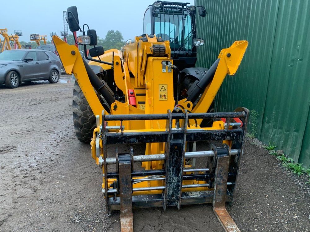 Телескопічний навантажувач jcb 540-180