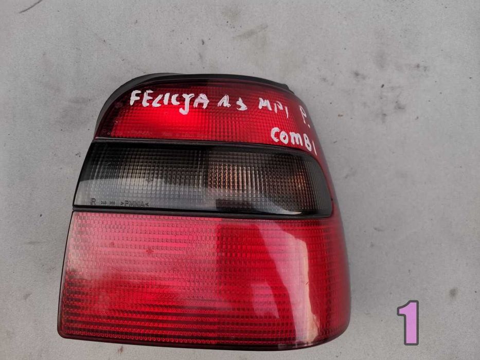 Skoda Felicia Kombi Lampa prawy tył PT