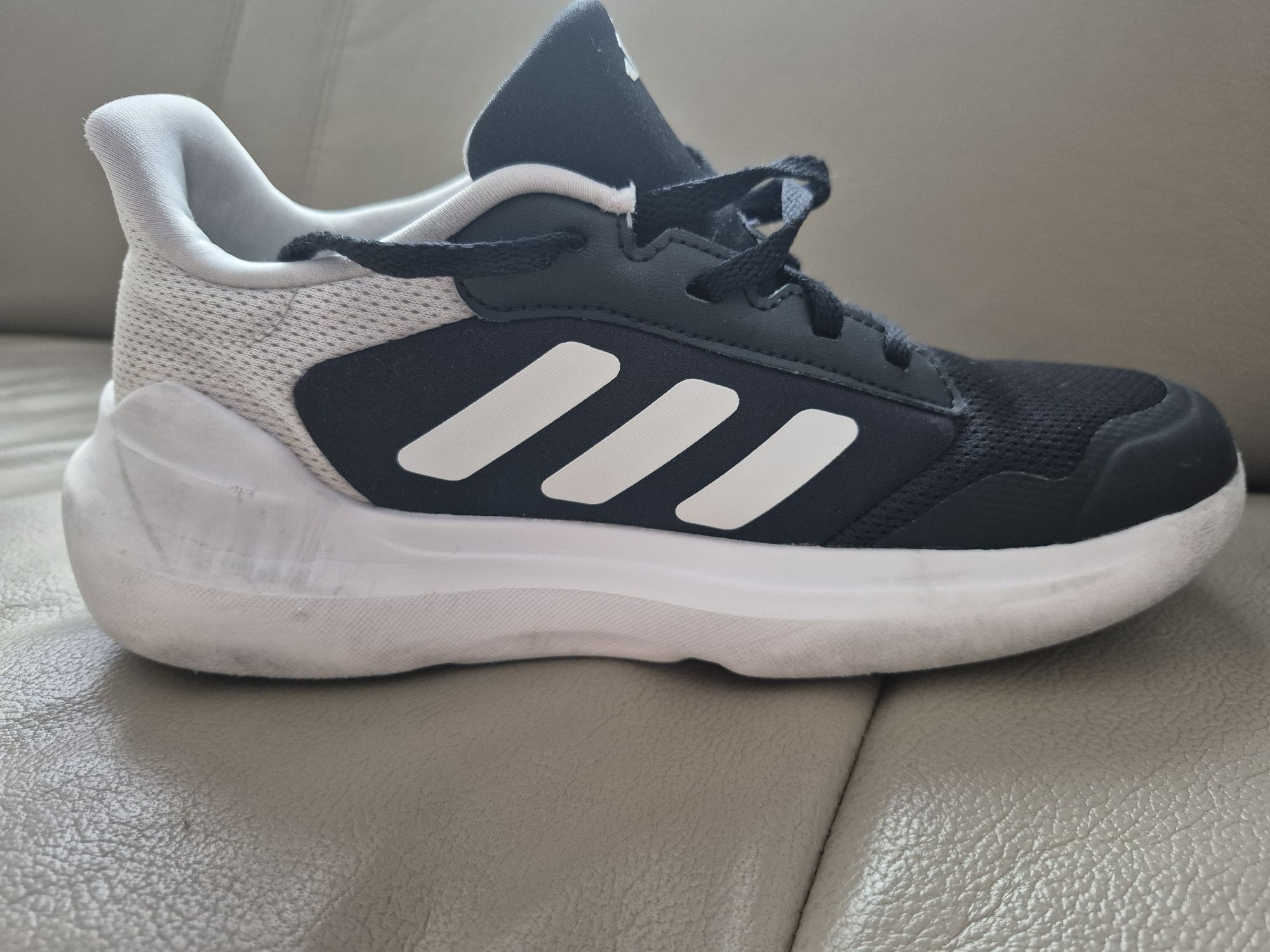 Buty sportowe rozm. 37
