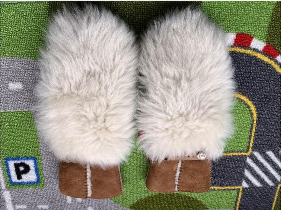 Меховые замшевые рукавицы ugg оригинал