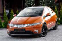 Honda Civic 1.8B 140KM Panorama Klimatyzacja Grzane Fot Parktronic Alcantara