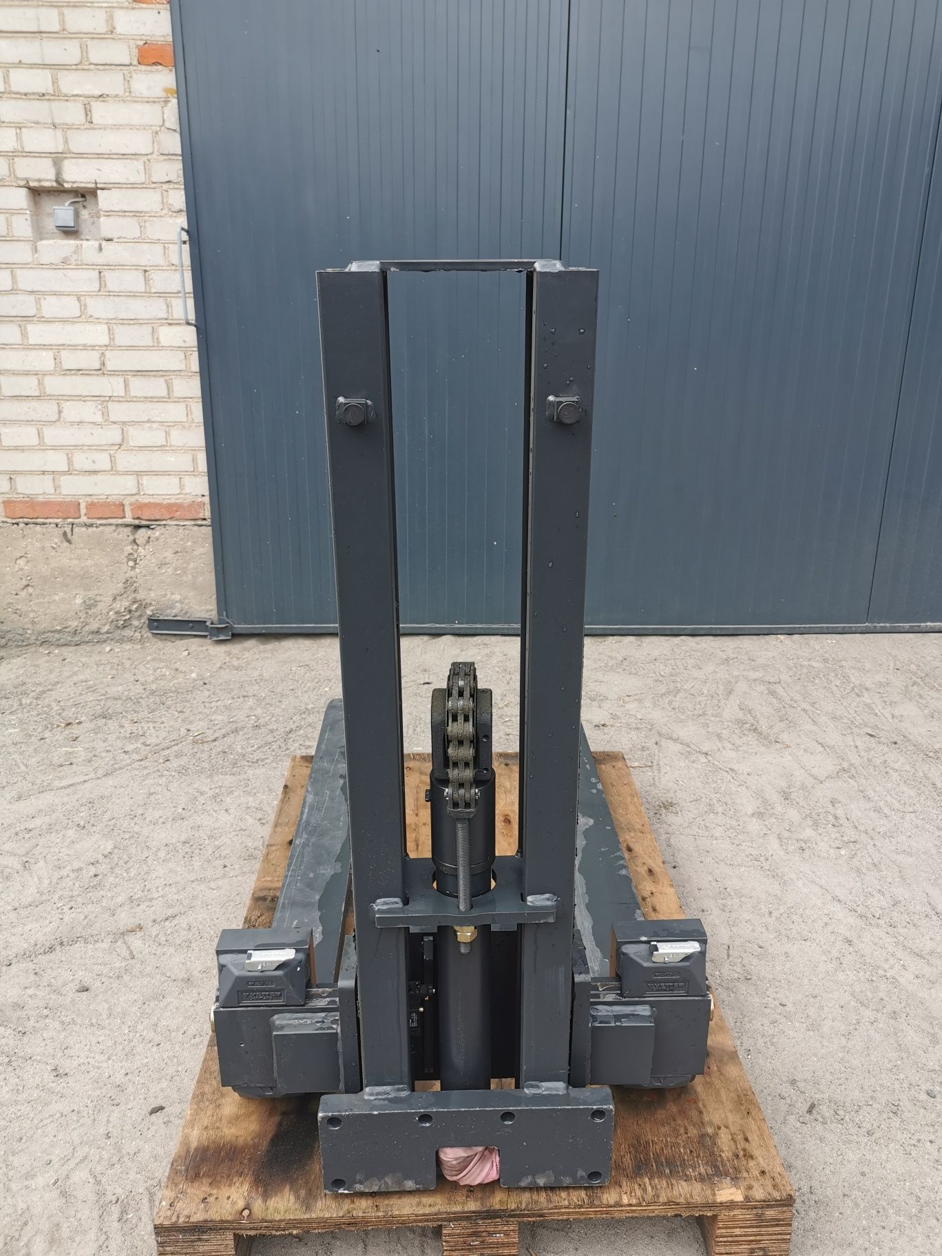 Maszt Widły Hydrauliczne Do Ciągnika Mini Traktorka Paleciak Podnośnik