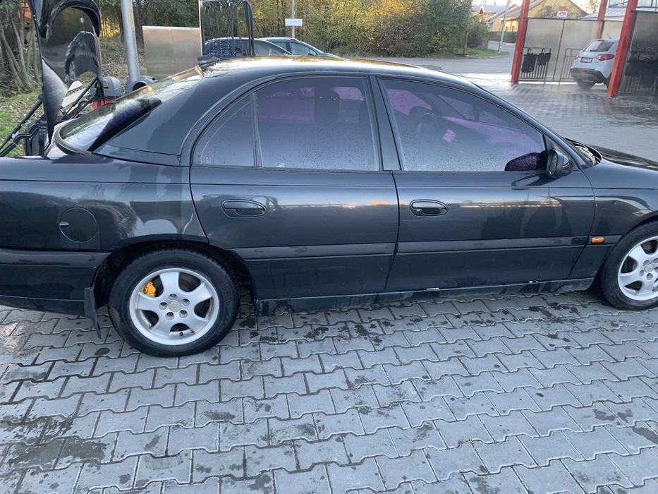 Продаж авто Opel Omega