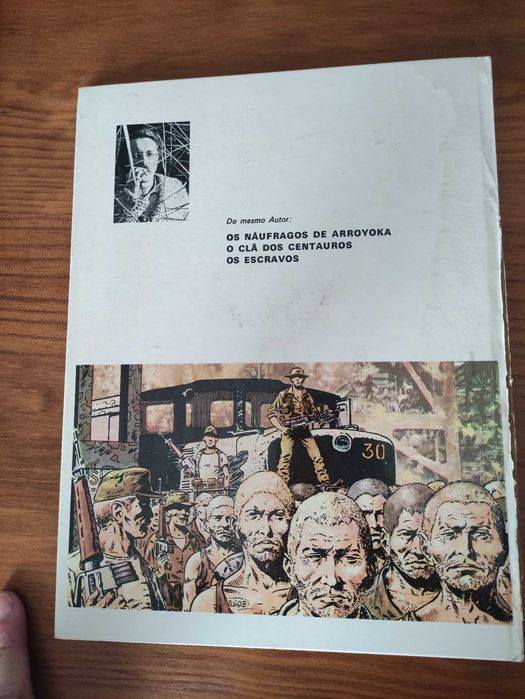 Livro de Banda Desenhada "Os Escravos"