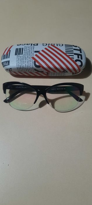 Компьютерные  очки с футляром