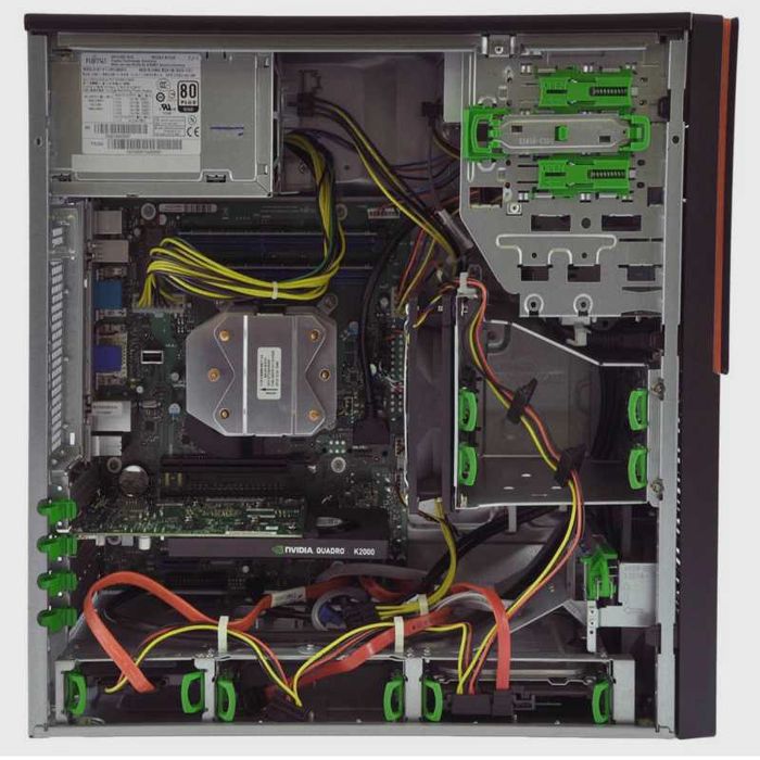 PC Fujitsu Workstation i5 4590 / 16GB / SSD 256GB