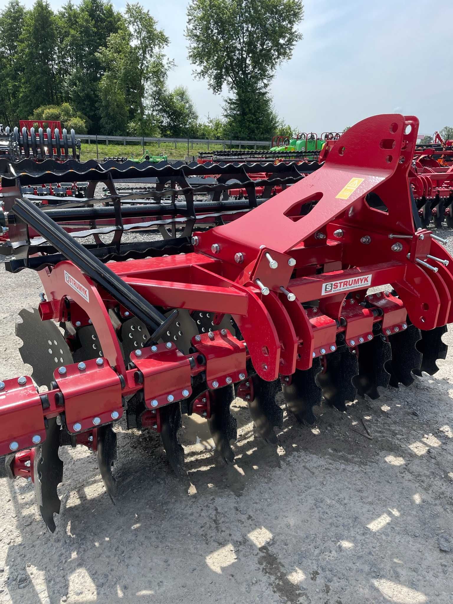 Brona talerzowa 2.5 m Strumyk TIGER II Agregat talerzowy 3.0M