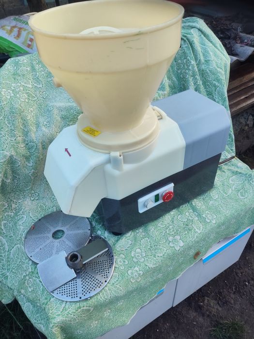 Протирочная машина овощерезка  мпр-350