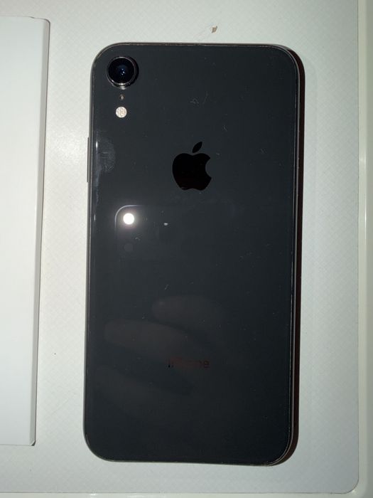 Продам iPhone Apple XR 128 Gb 79%