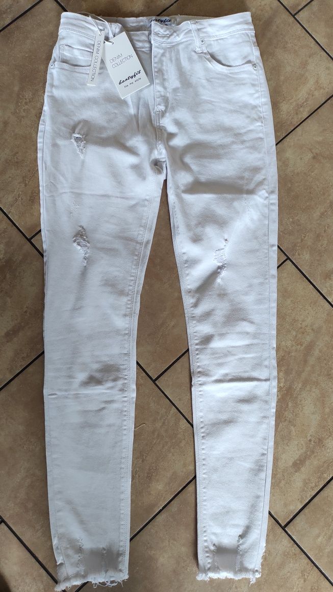 Spodnie Levis XL /42