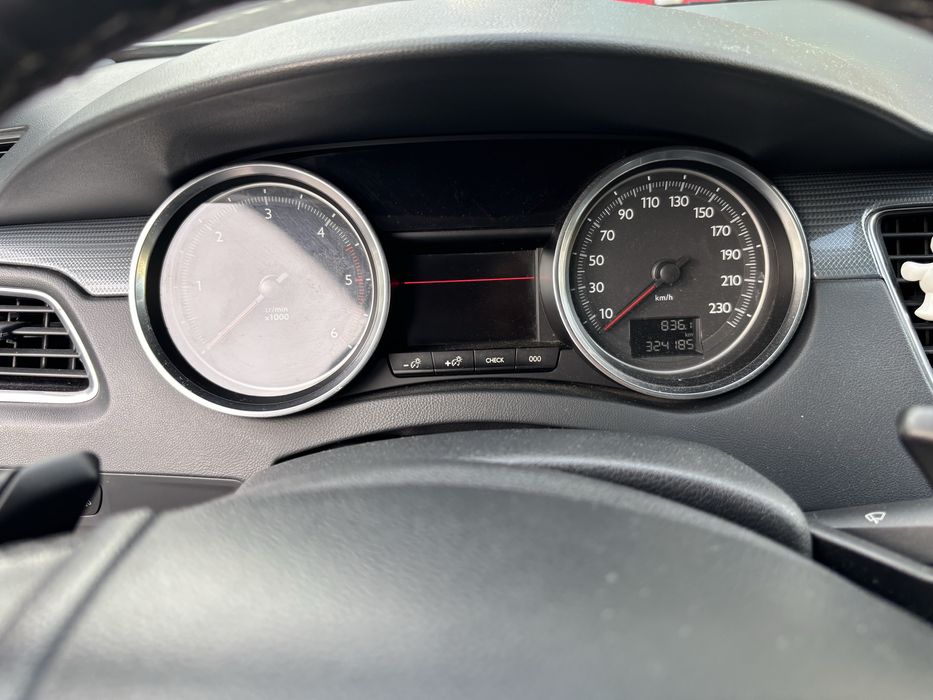 Peugeot 508 sw 1.6 hdi 2012