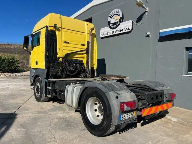 camiao MAN 18-440 tgx