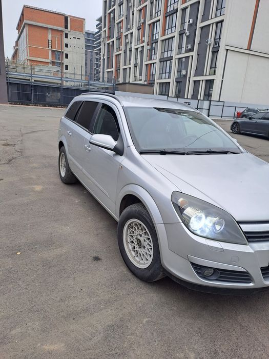 Опель Астра h на автоматі
