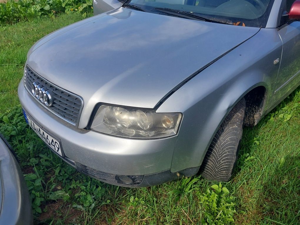 Audi a4 b6 1.9 tdi 130km silnik skrzynia drzwi maska Lampa kolor ly7w
