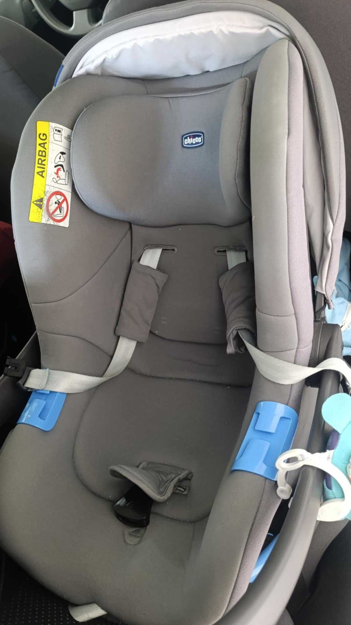 Ovo Chicco com base isofix