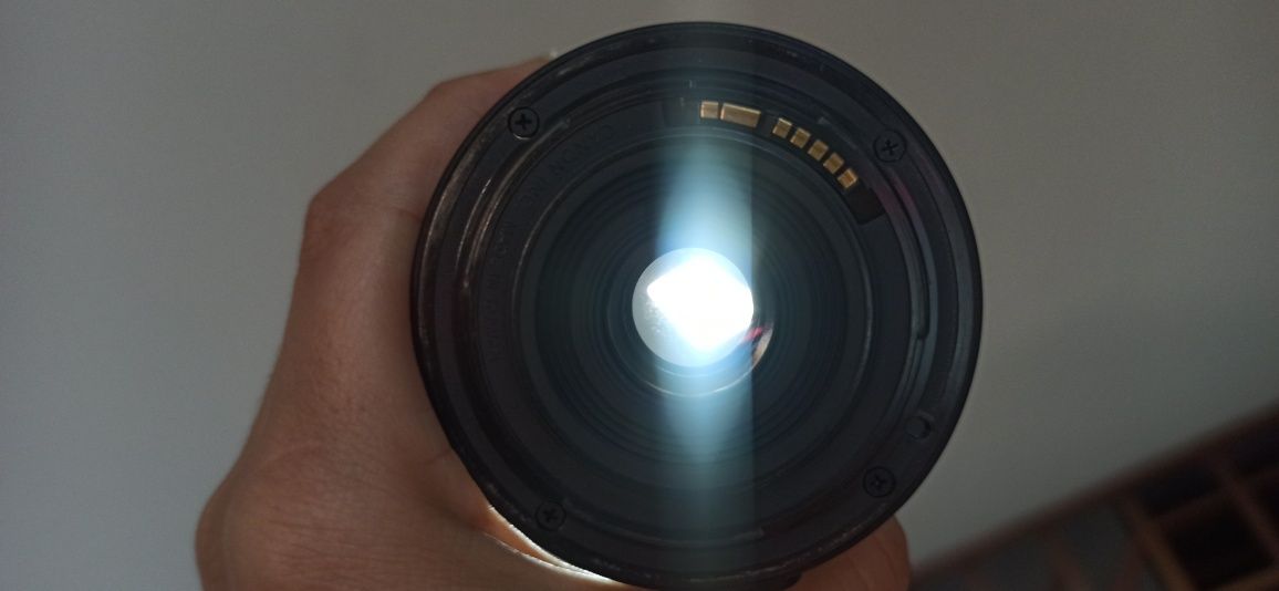 Canon 1300D com Objetiva 18-55mm