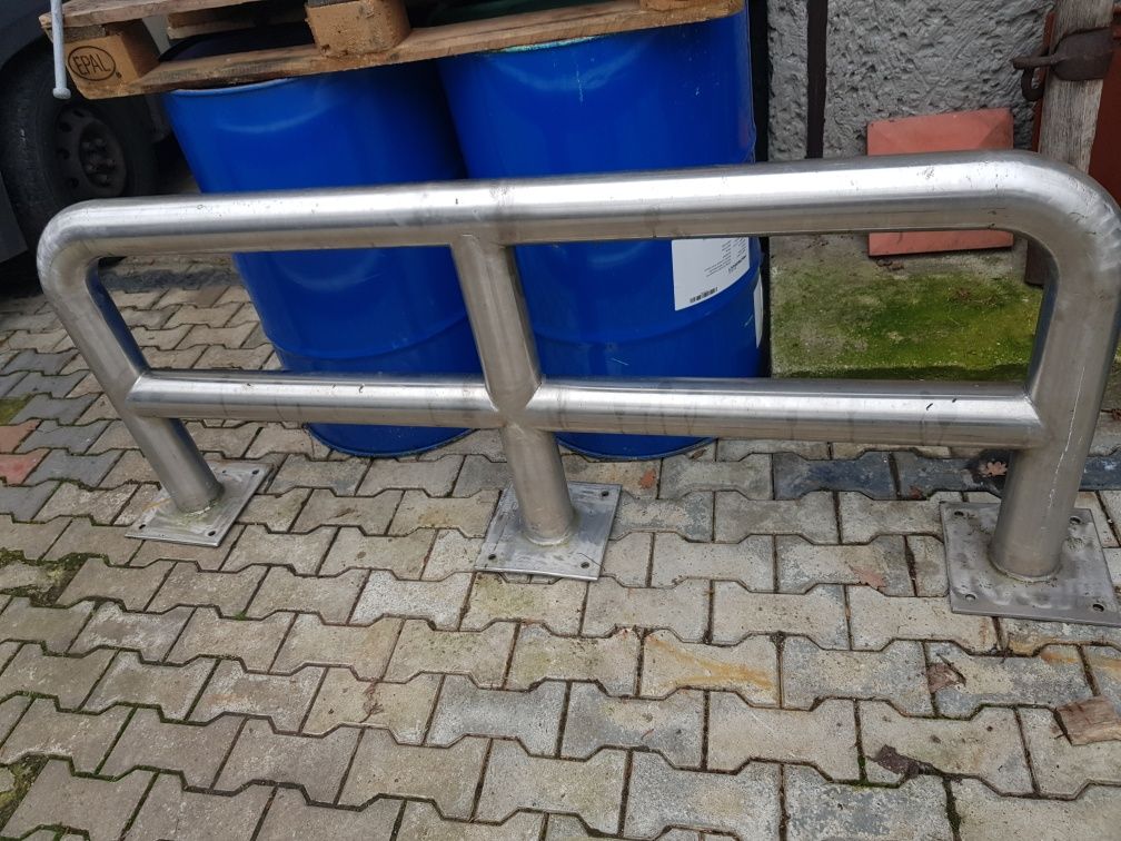 Barjerka, zabezpieczenie metalowa