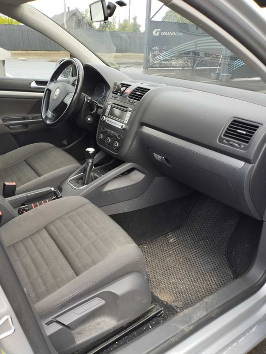 ПРОДАМ Volkswagen  golf V