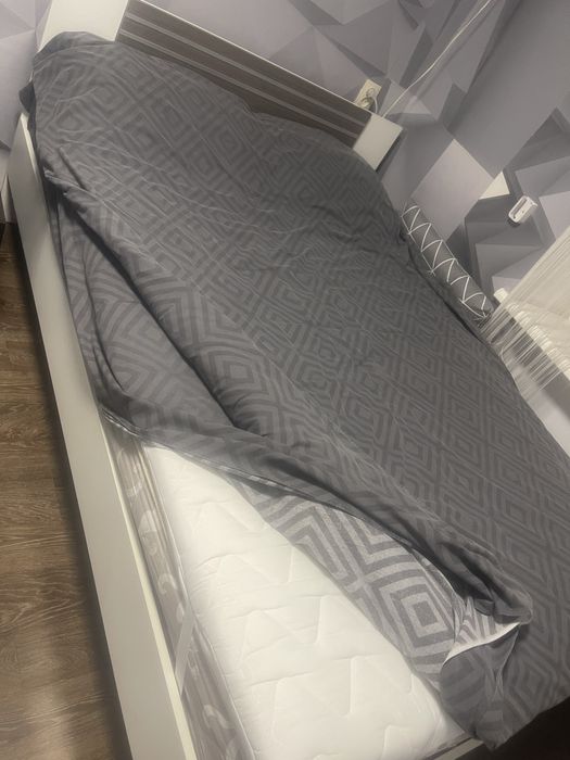 Продам кровать 140*200 в отличном состоянии