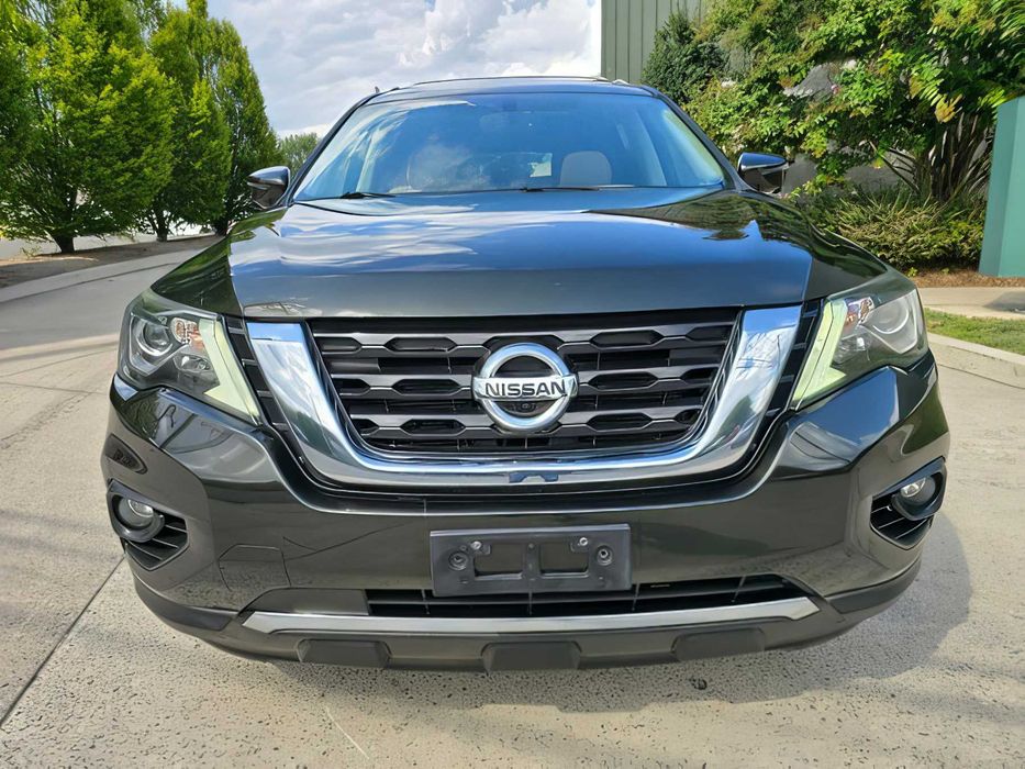 Nissan Pathfinder      2017