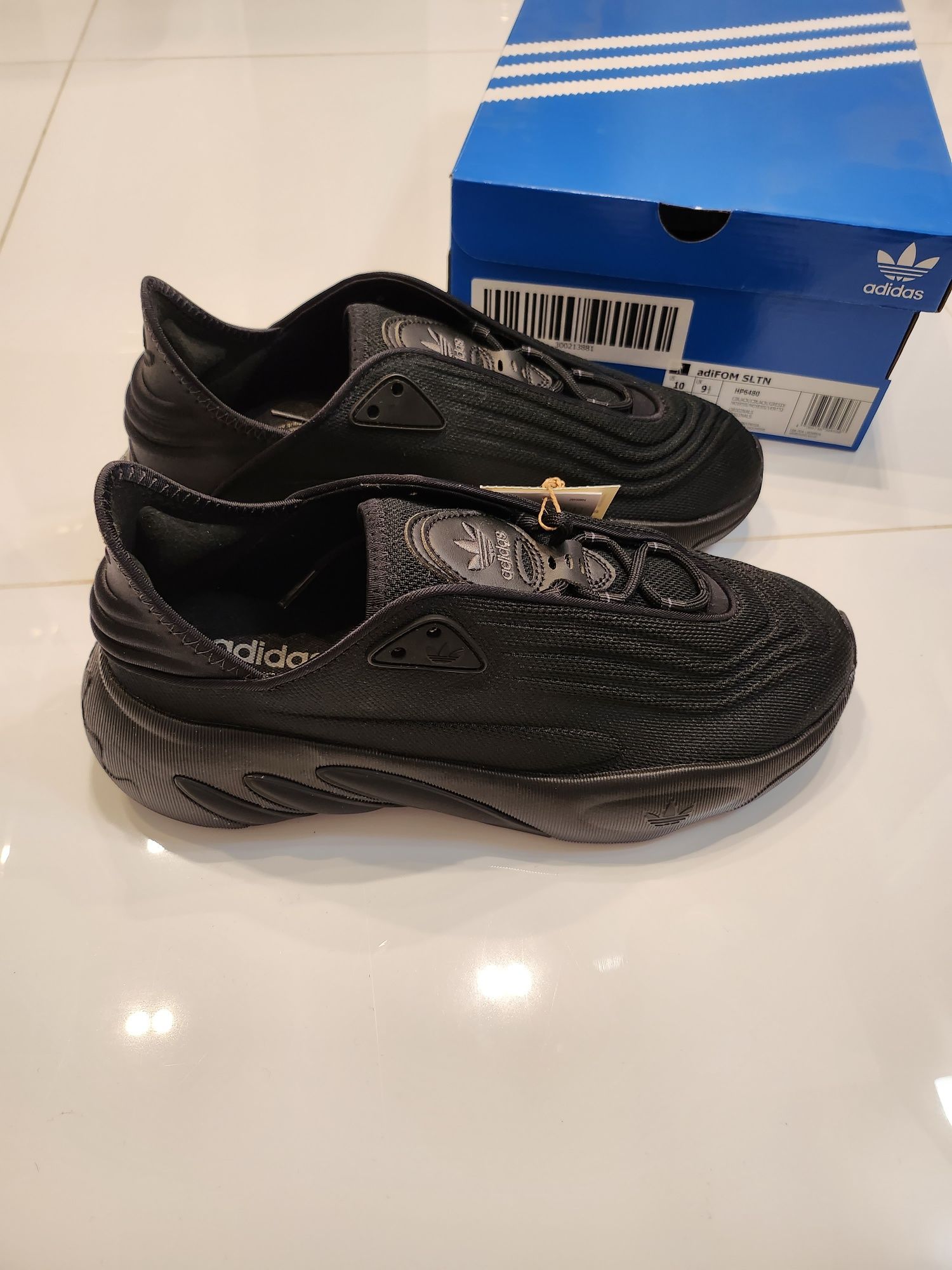 Sportowe buty męskie Adidas  Adifom SLTN Shoes, HP6480. Rozm.44.