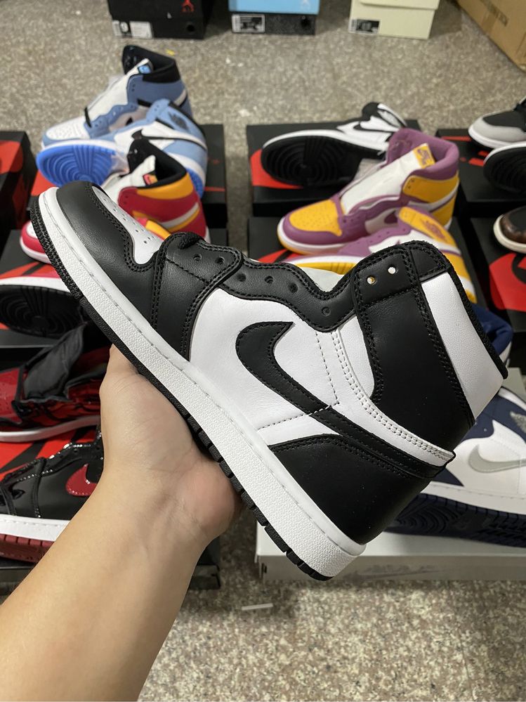 Кросівки Nike Air Jordan 1 Retro Black White Panda Джордан чорно-білі