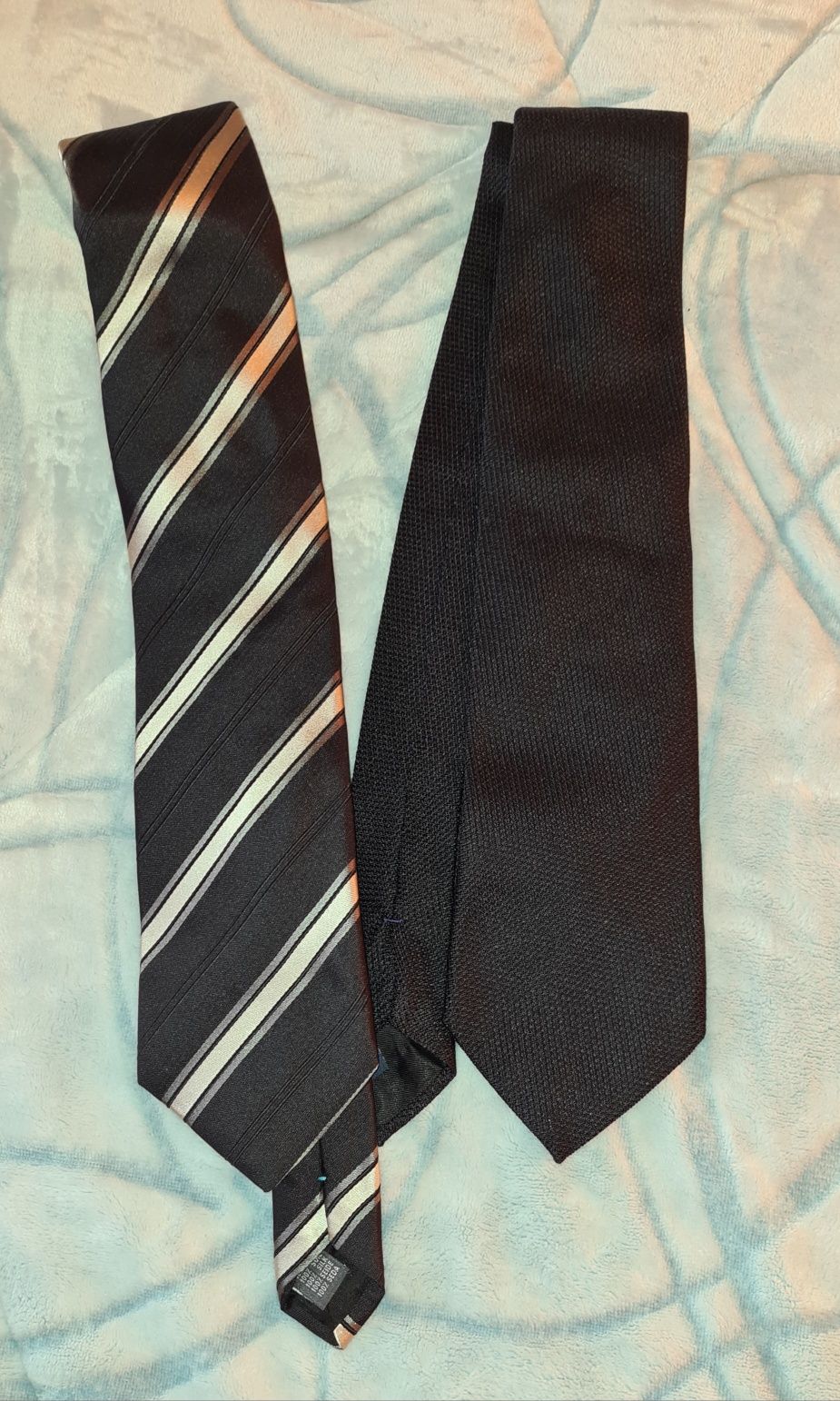 Conjunto de gravatas.