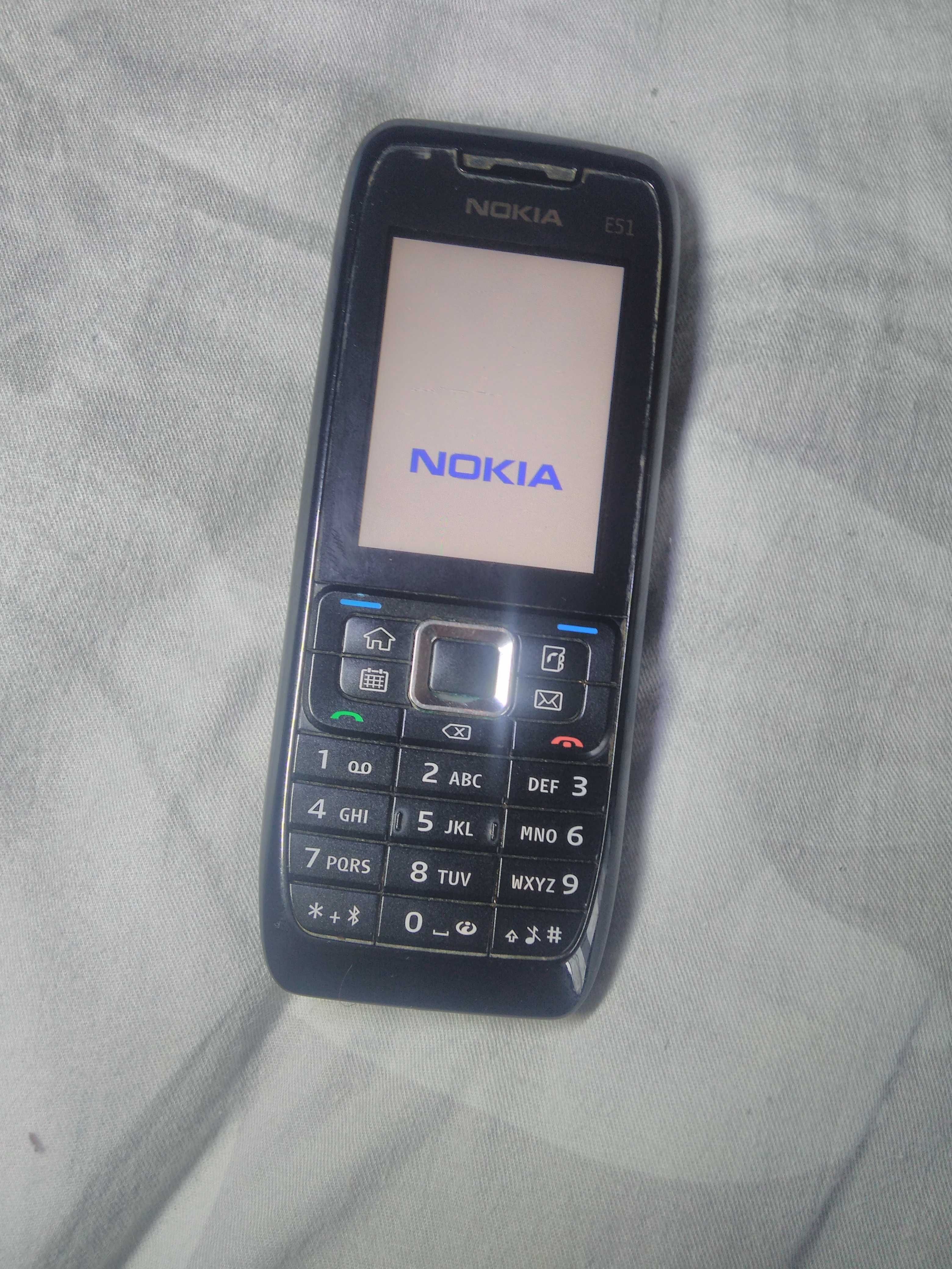 Telefon Nokia E51-1 E51