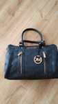 Kuferek czarny z logo Michael Kors
