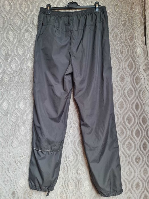 Spodnie sportowe Umbro czarne