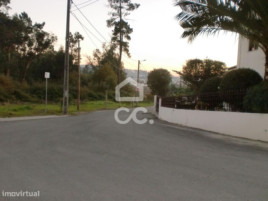 Terreno, Lodares, Lousada