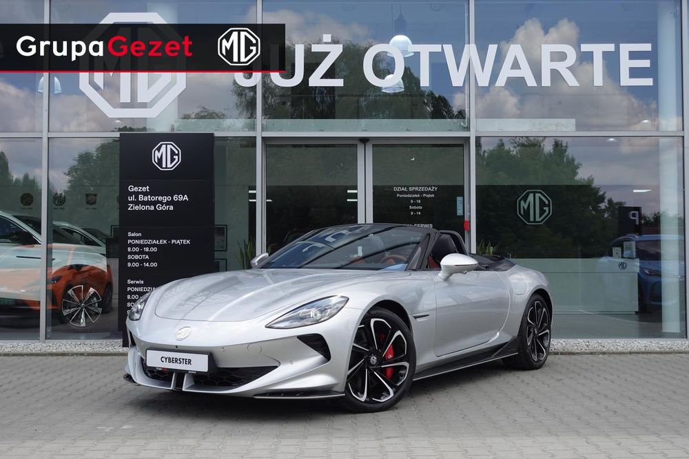 MG Cyberster Czarny dach AWD 77 KWH dostępny od ręki!