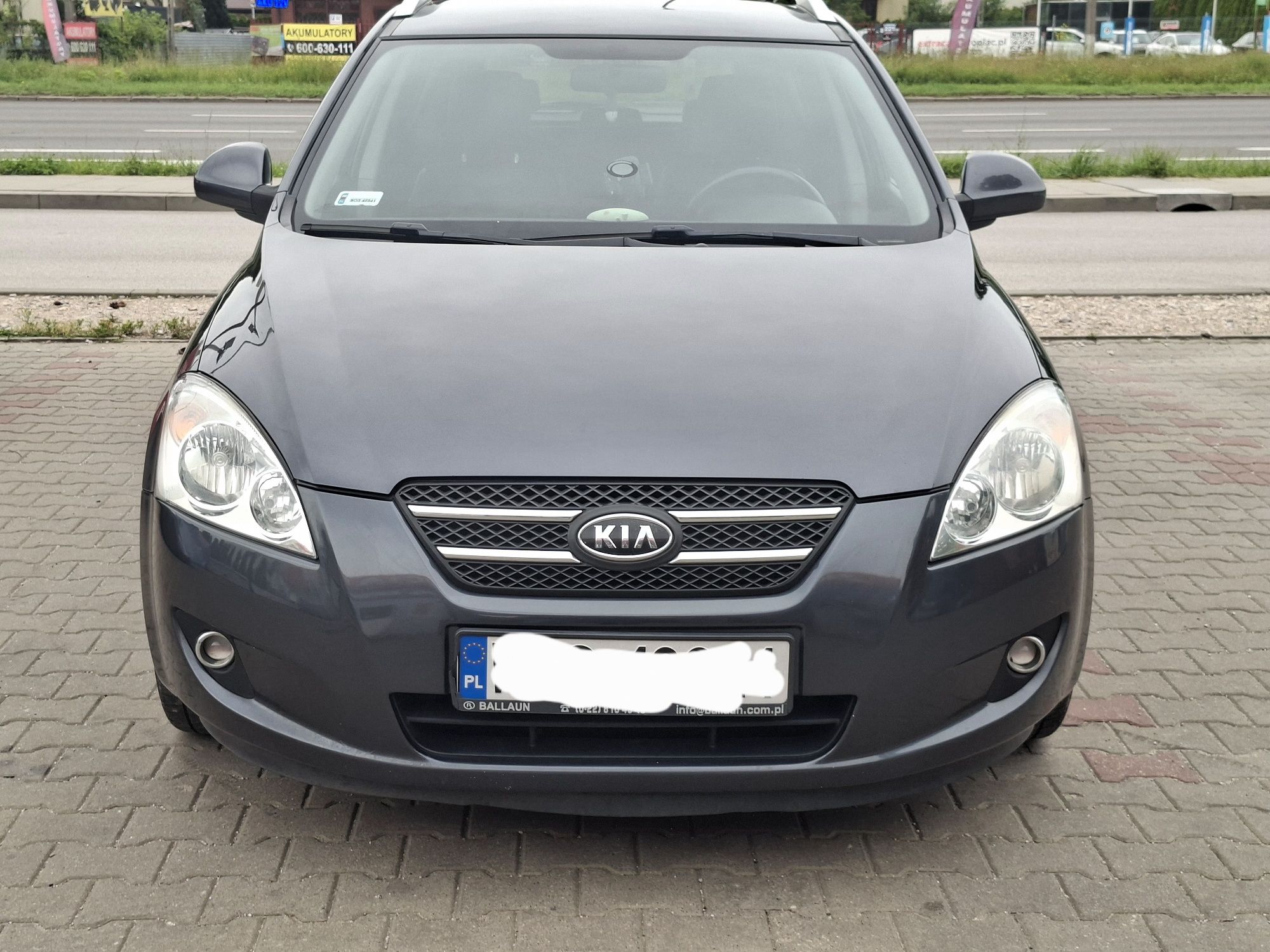 Sprzedam samochód marki KIA