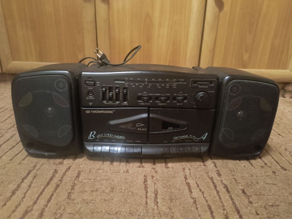 Radioodbiornik Thompsonic