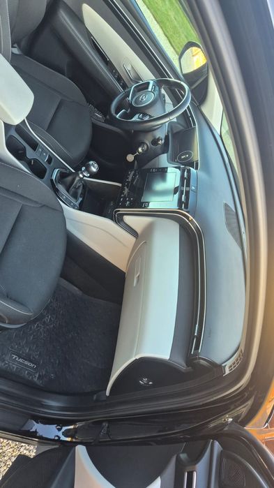 Hyundai Tucson niski przebieg bdb