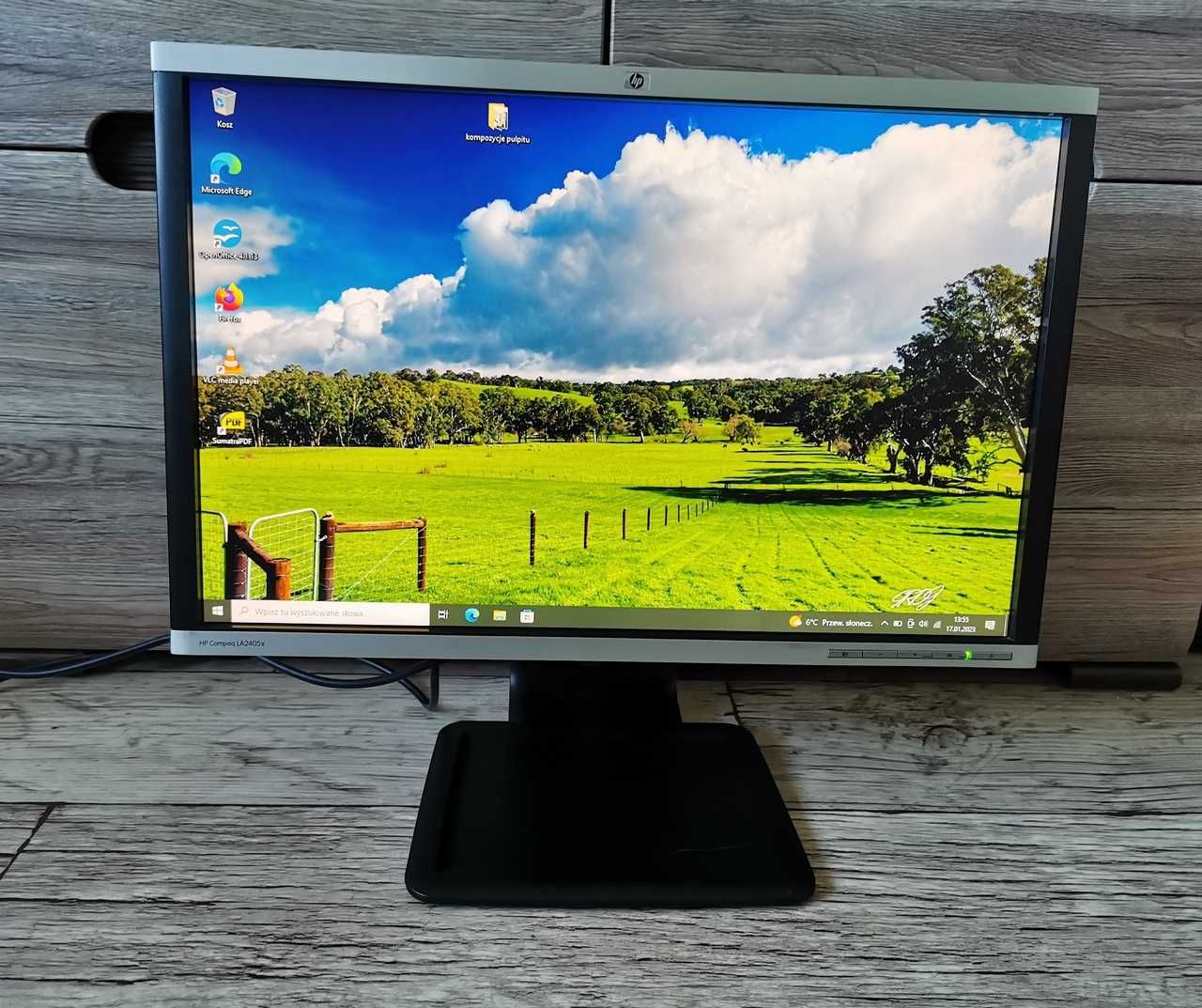 Monitor HP LA2405x 24" FullHD+ LED Display Port DVI VGA pivot USB