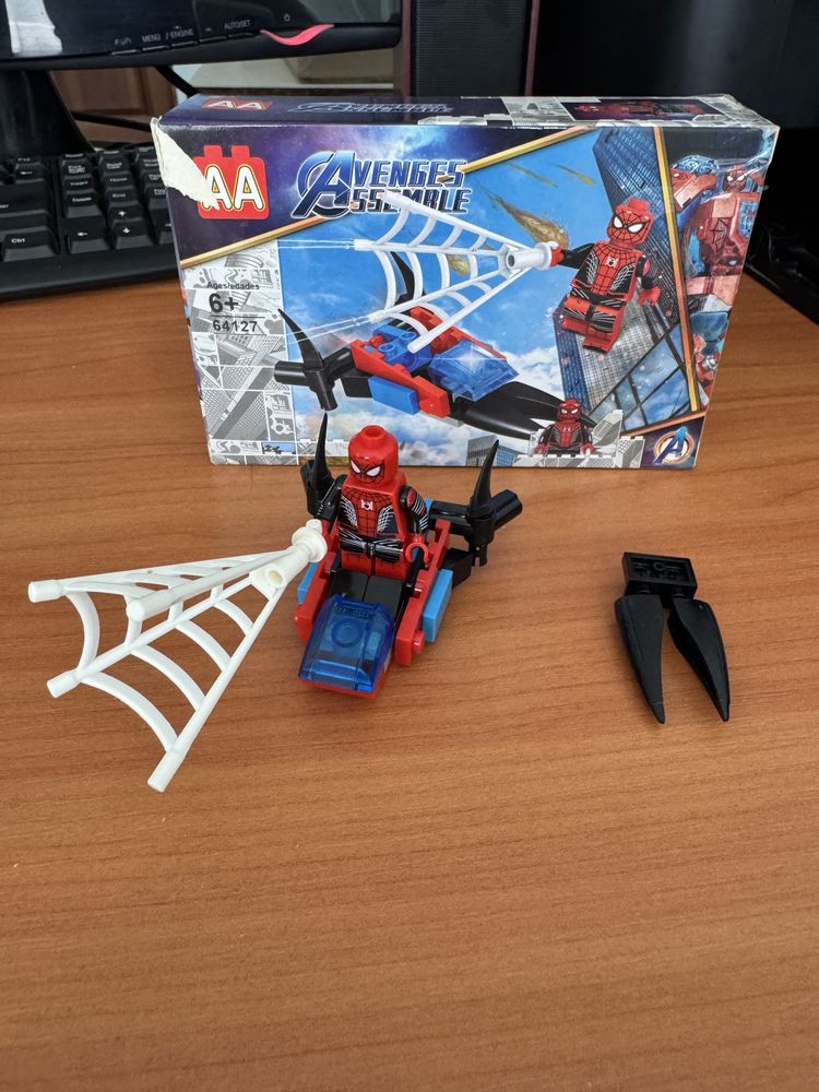 Anong Us світшот Lego spider