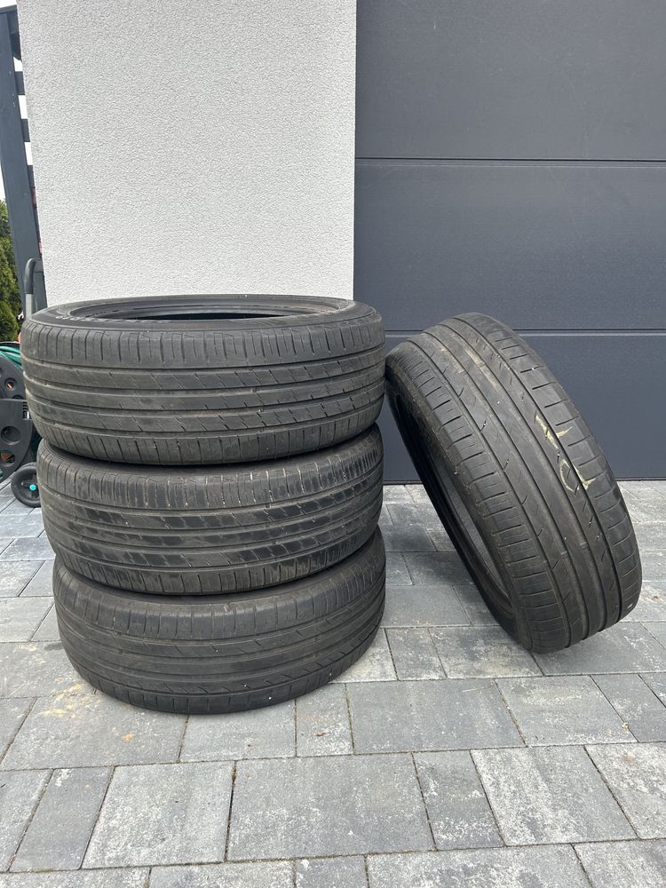 Opony letnie 235/55 r19 - komplet