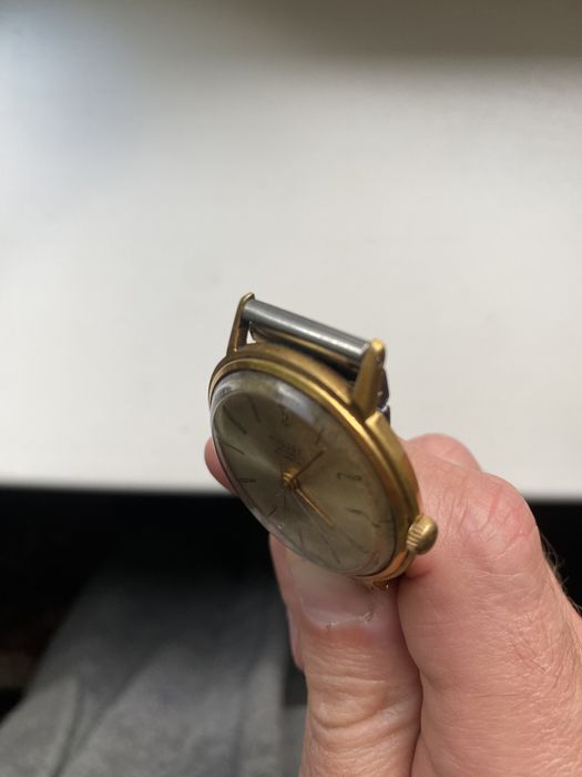 Часы полет позолота