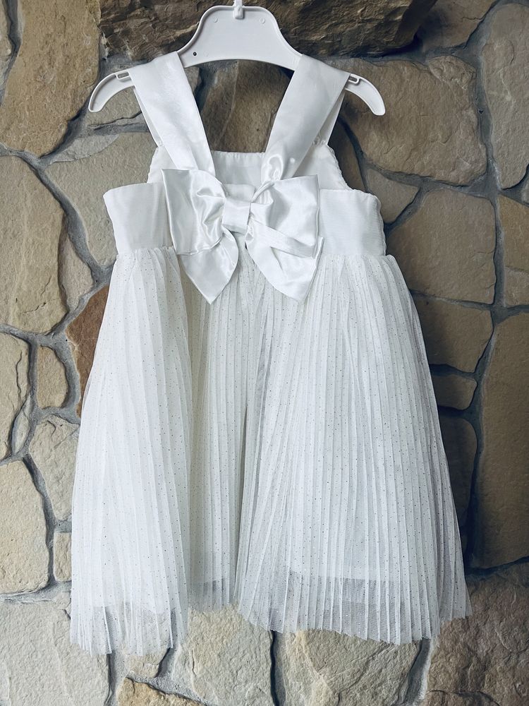 Biała sukienka dla dziewczynki H&M 80 cm z brokatem i kokardą eleganck