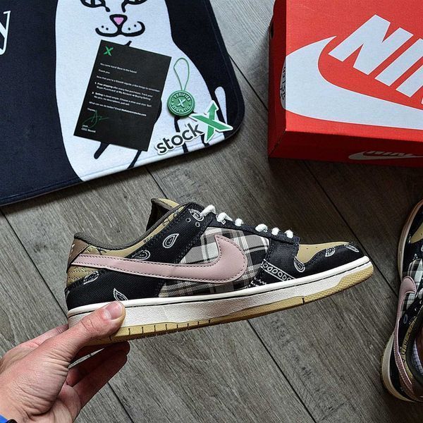 Унисекс кроссовки Nike SB Dunk Low x Travis Scott Cactus Jack найк